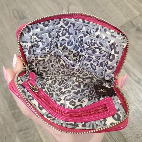 Coach Poppy Leather Hot Pink Wristlet - Picture 2 of 3